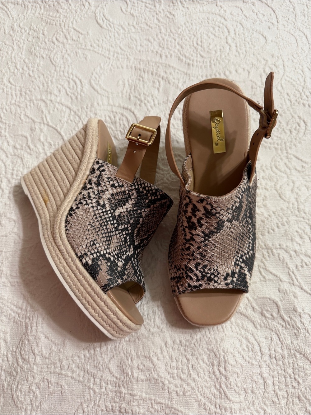 Qupid Size 7M Sandals Neutral Snake Print Wedge Espadrilles with Tan Strap